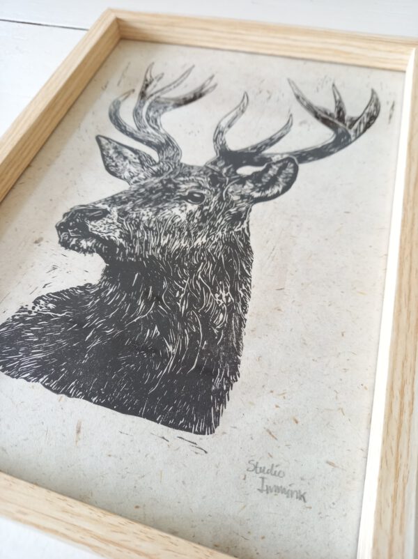 linocut print deer hert animal print poster studio immink